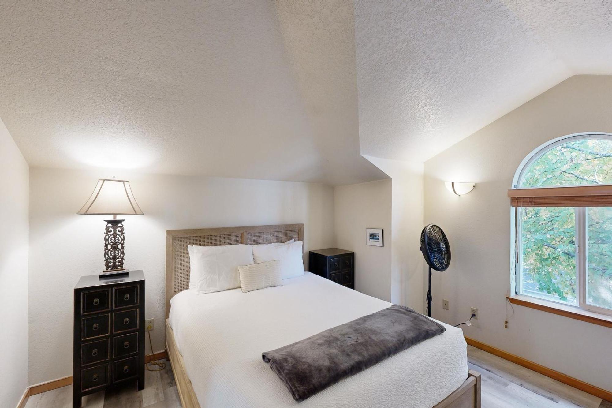 Cozy Cannon Beach Condo Экстерьер фото