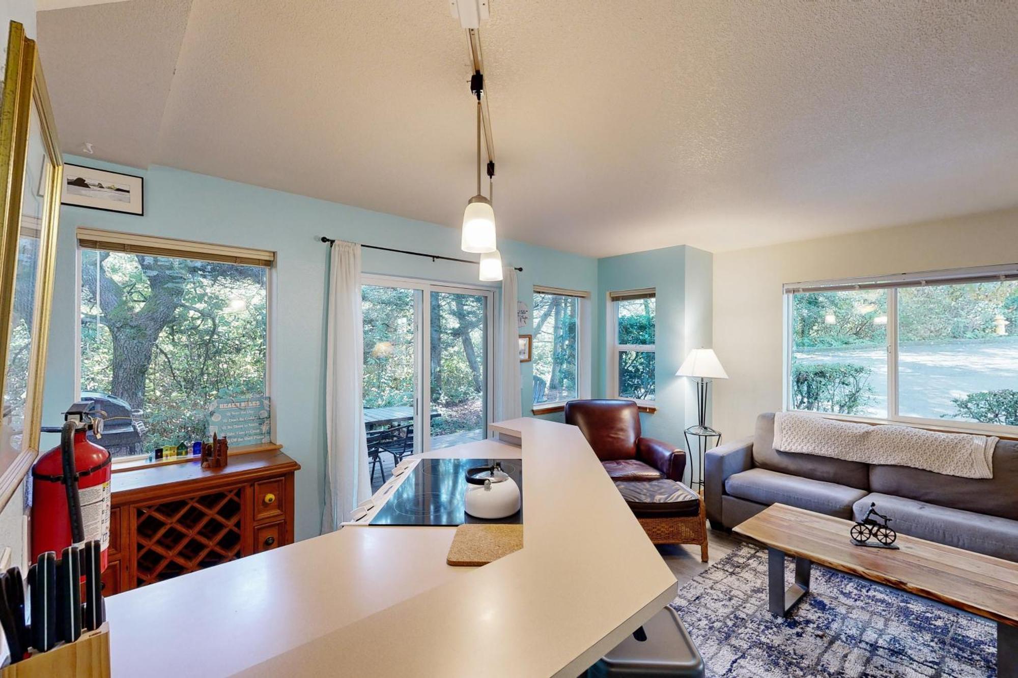 Cozy Cannon Beach Condo Экстерьер фото