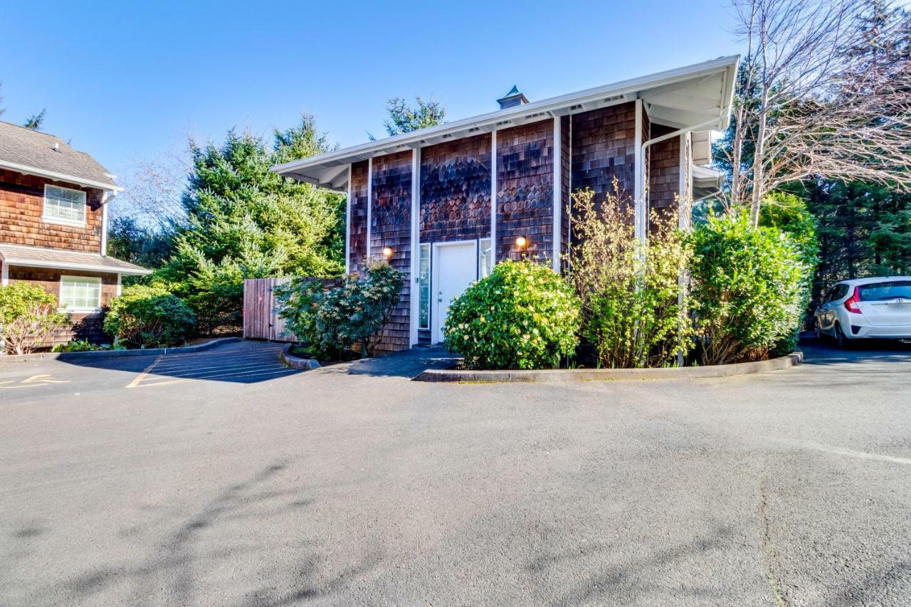 Cozy Cannon Beach Condo Экстерьер фото